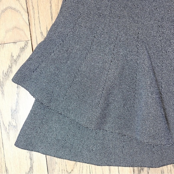 BBJ Los Angeles Women’s Charcoal Knit Layered Gray Mini Skirt Size X-Small - Picture 3 of 12